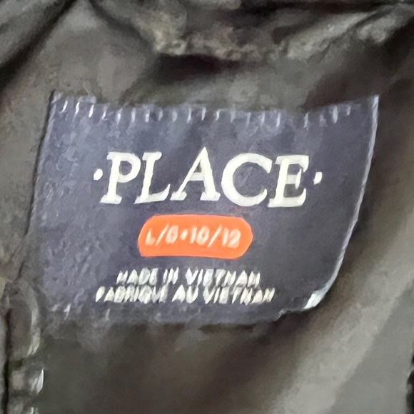 Children’s Place Puffer Jacket size child-10/12 - Picture 2 of 3
